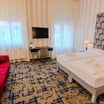 Pannonia 1893 Premium ホテル 4*
